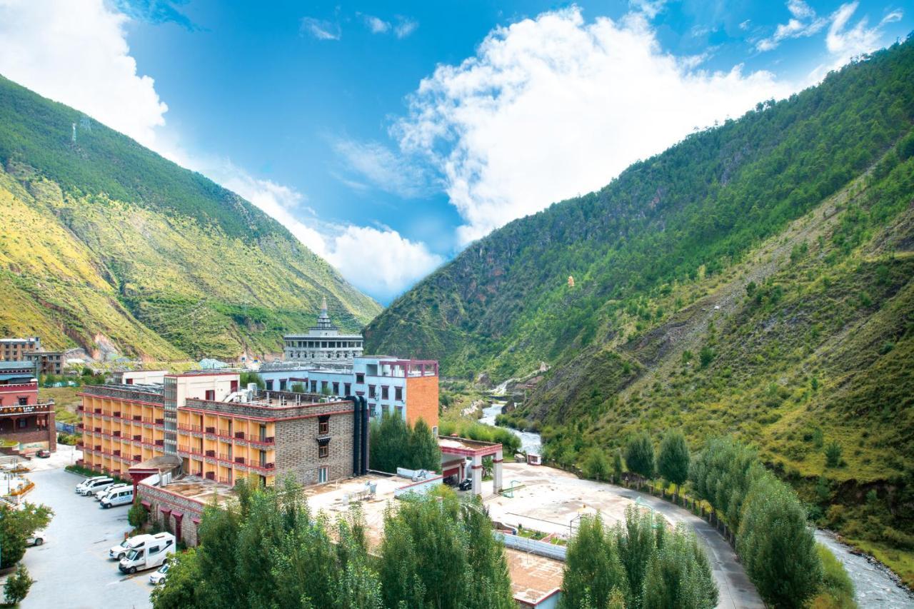 Ramada Encore Daocheng Yading Экстерьер фото