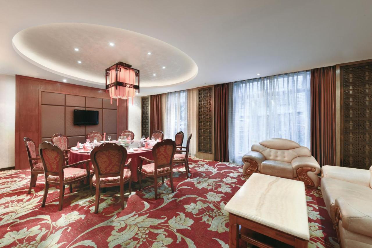 Ramada Encore Daocheng Yading Экстерьер фото